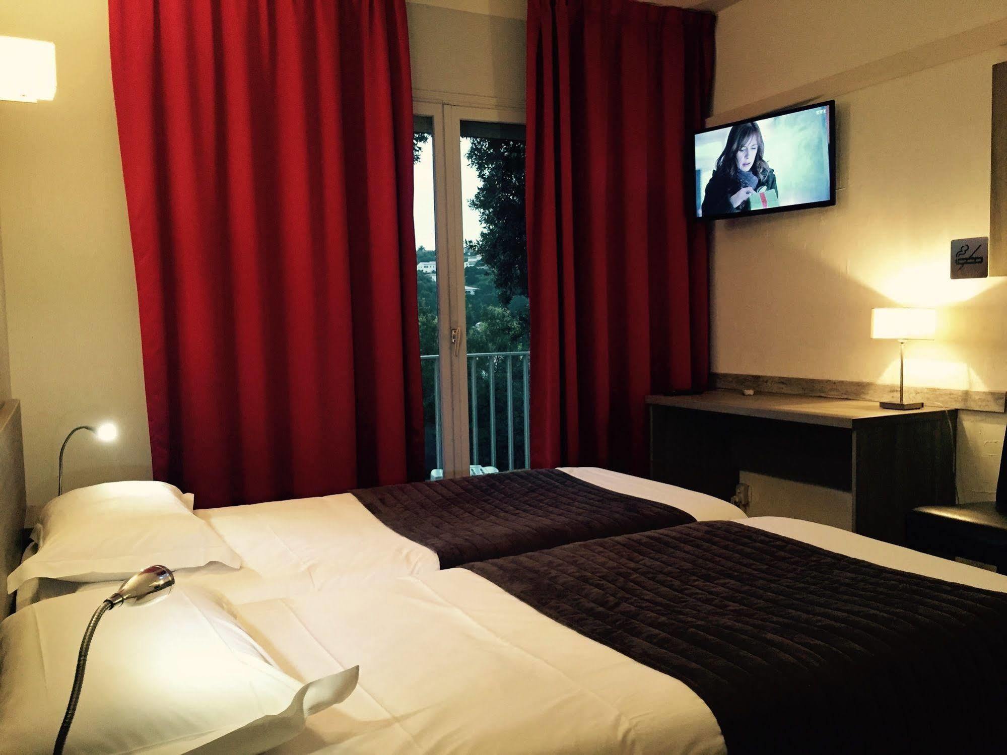Hotel & Appartements Acqua Dolce 엑시카수아렐라 외부 사진